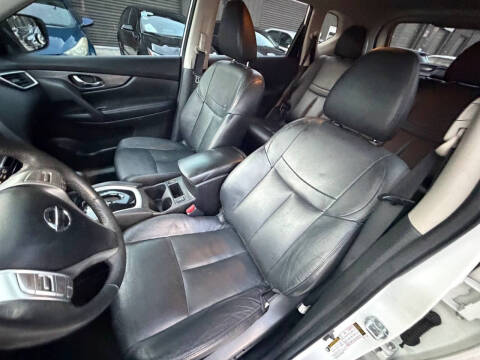 2015 Nissan Rogue SL