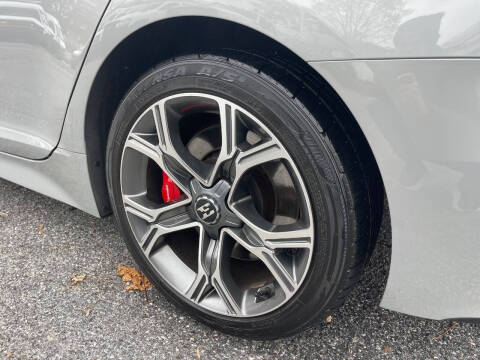 2019 Kia Stinger GT1