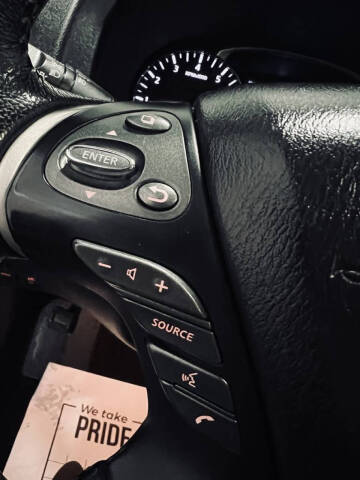 2019 Nissan Pathfinder SL