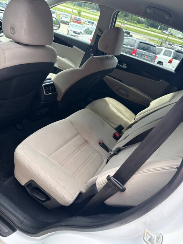 2019 Kia Sorento L