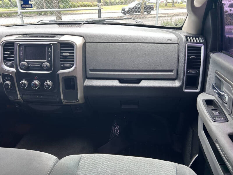 2013 RAM 1500 SLT