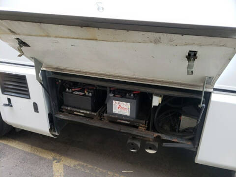 1999 Freightliner XC Chassis