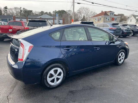 2014 Toyota Prius Two