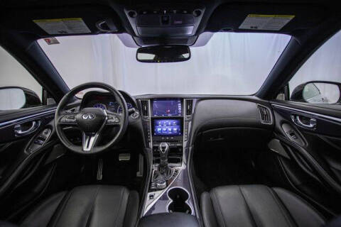 2017 Infiniti Q60 Red Sport 400