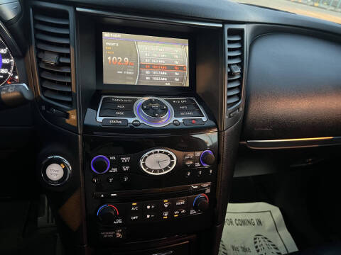 2009 Infiniti FX35