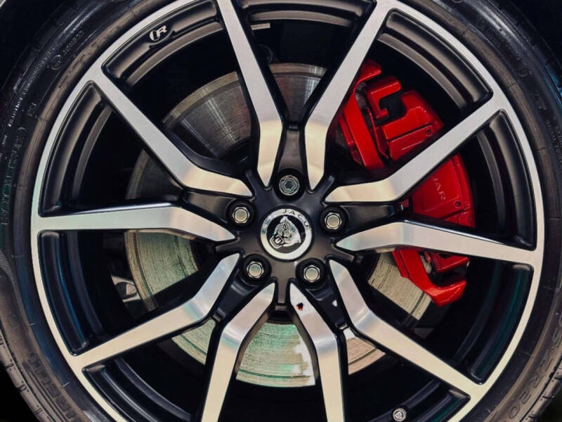 2024 Jaguar F-TYPE P575 R75