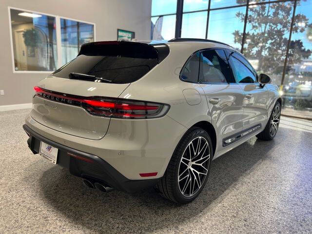 2024 Porsche Macan S