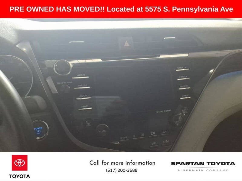 2020 Toyota Camry Hybrid XLE