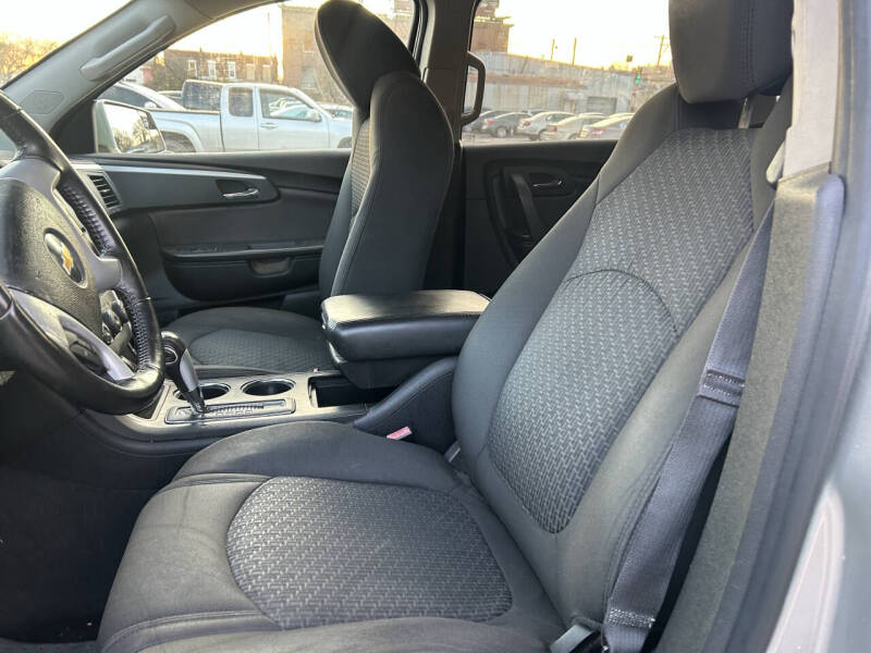 2011 Chevrolet Traverse LT