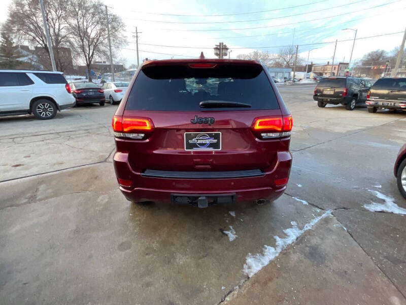 2017 Jeep Grand Cherokee Laredo