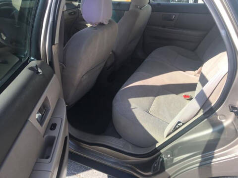 2002 Ford Taurus LX