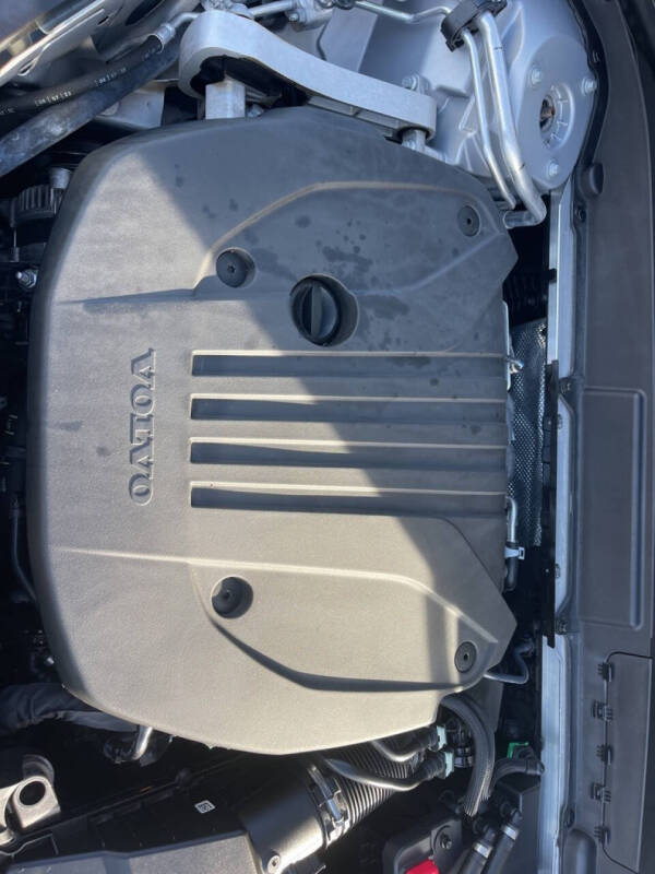 2023 Volvo XC60 B5 Core