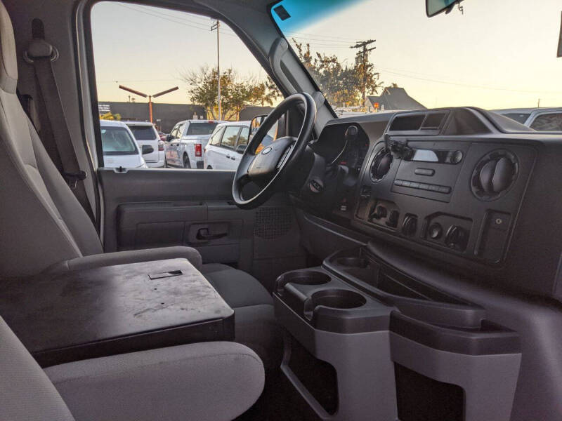 2013 Ford E-Series E-150