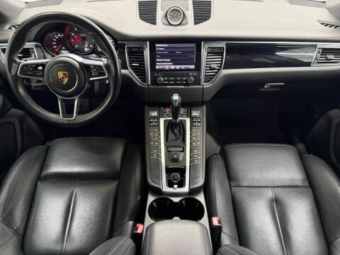 2018 Porsche Macan S