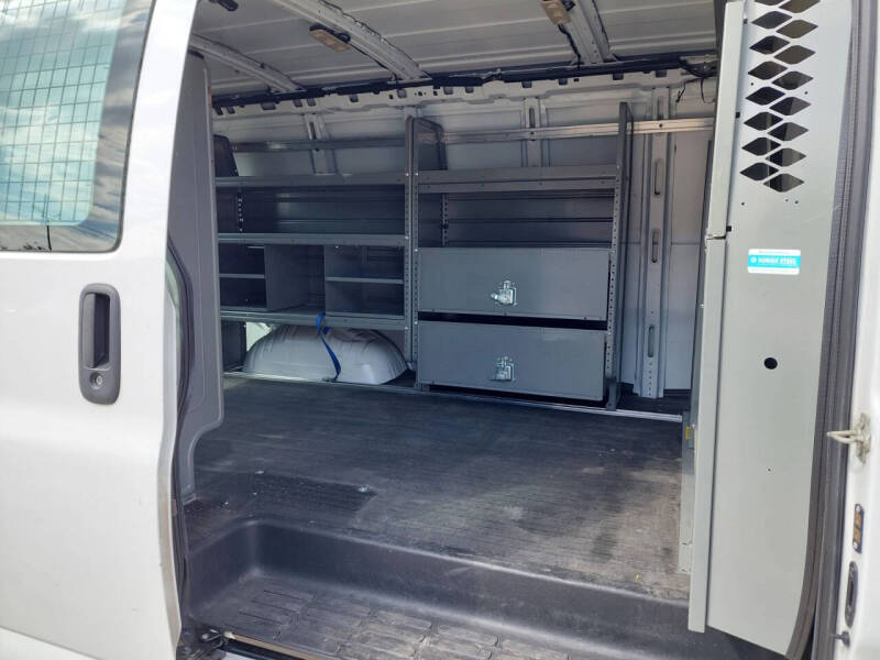 2020 Chevrolet Express 2500