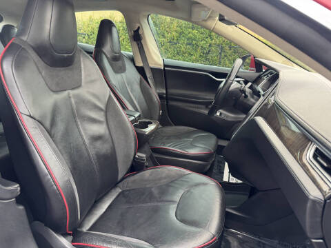 2013 Tesla Model S Performance