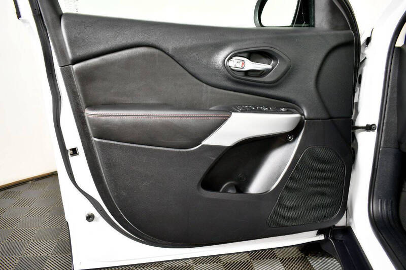 2017 Jeep Cherokee Trailhawk