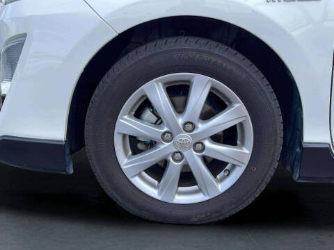 2017 Toyota Prius c One