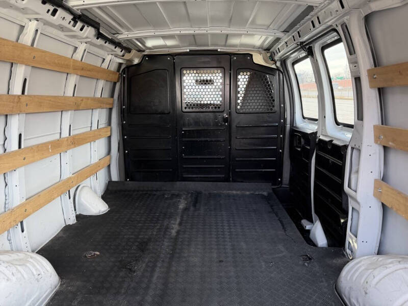 2020 GMC Savana 2500