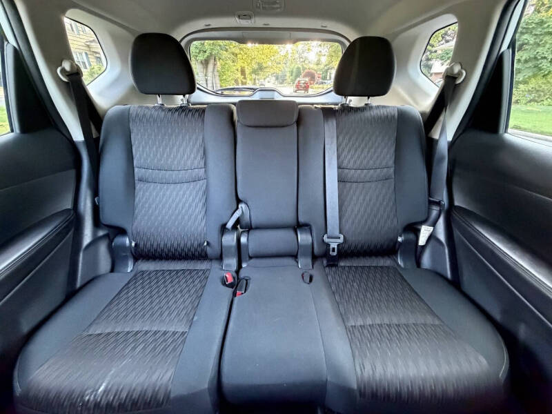 2018 Nissan Rogue S