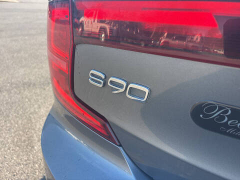 2018 Volvo S90 T5 Momentum