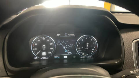 2019 Volvo XC90 T6 Momentum