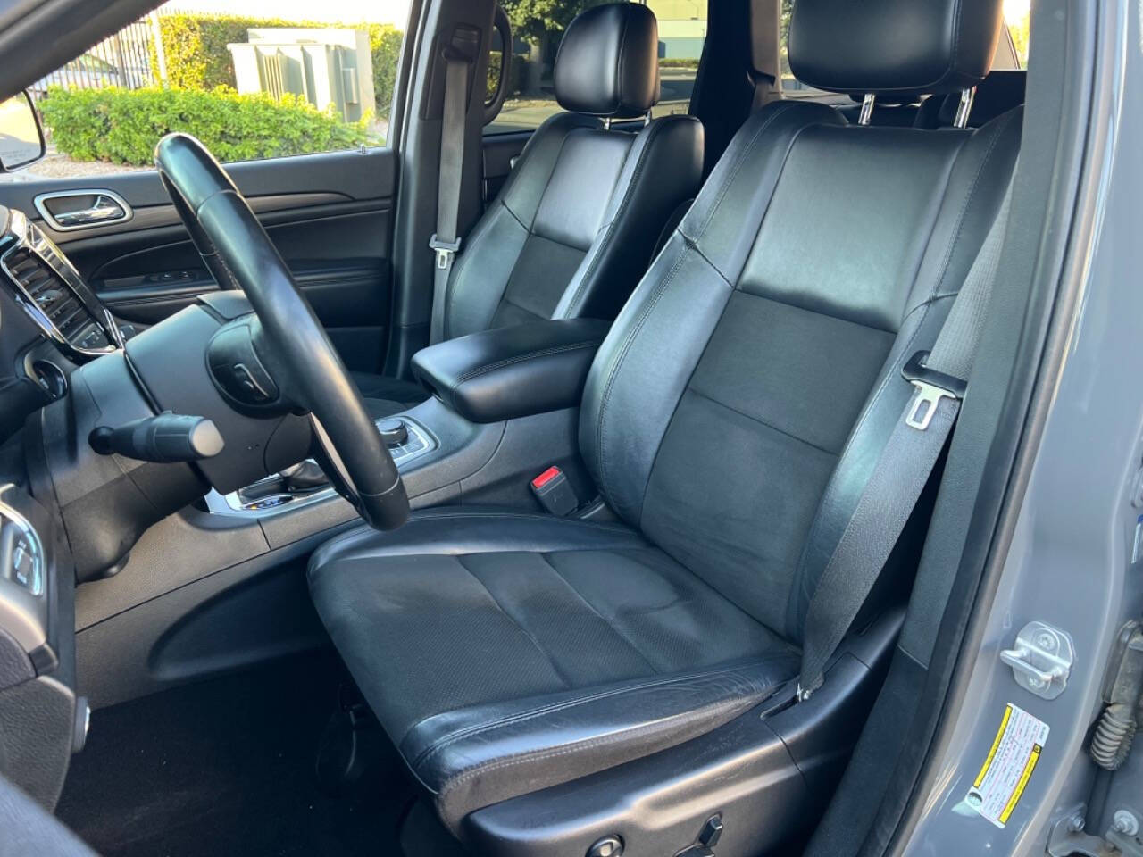 2019 Jeep Grand Cherokee for sale at ZRV AUTO INC in Brea, CA