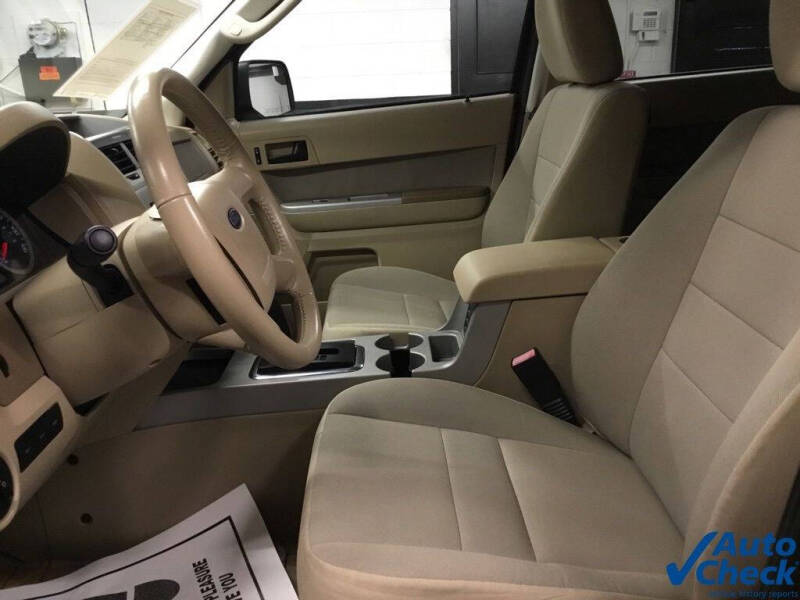 2011 Ford Escape XLT
