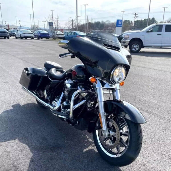 2019 Harley-Davidson FLHT Electra Glide Stan