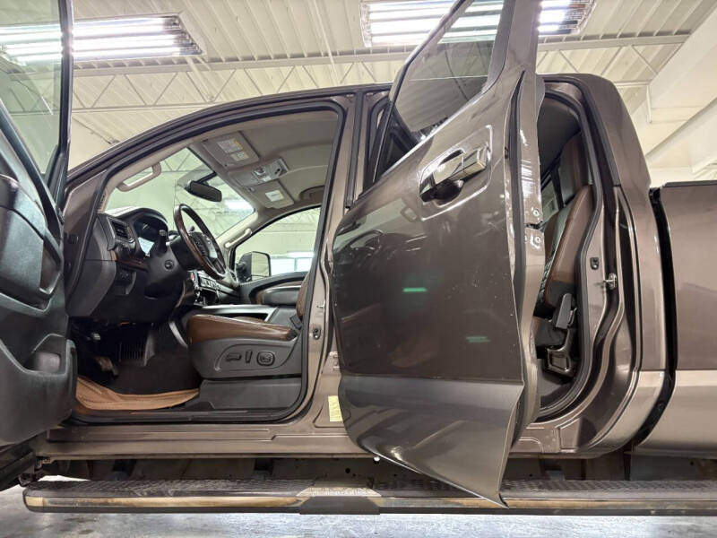 2016 Nissan Titan XD Platinum Reserve