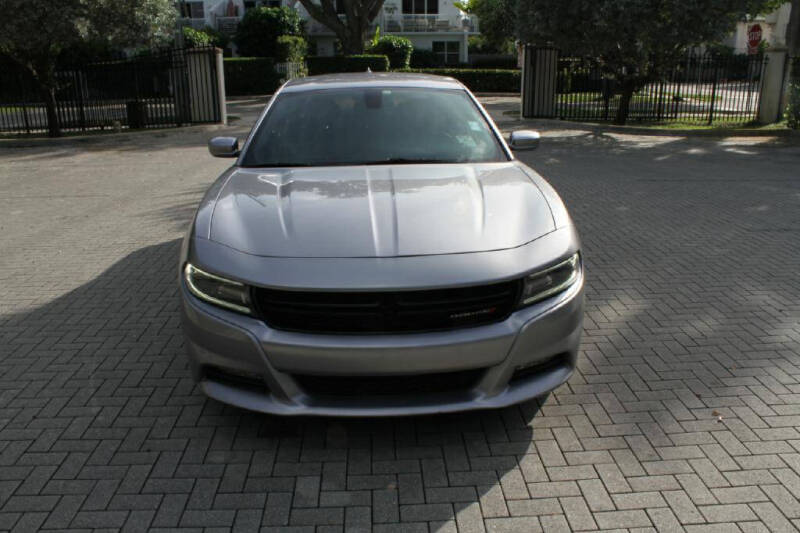 2017 Dodge Charger SXT
