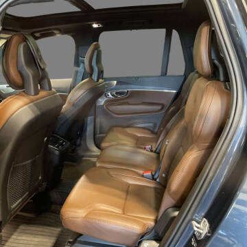 2021 Volvo XC90 T6 Inscription 7-Passenger