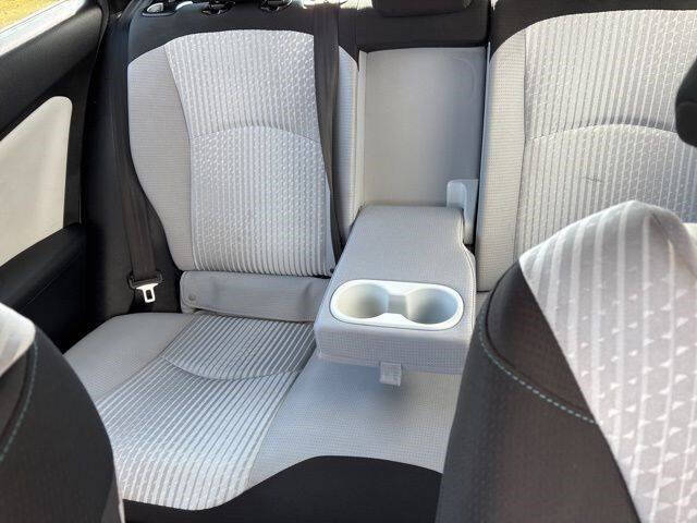 2016 Toyota Prius Two