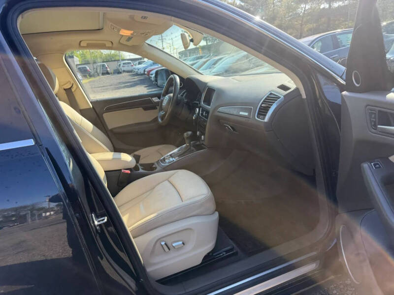 2017 Audi Q5 2.0T quattro Premium Plus
