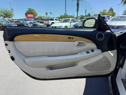 2004 Lexus SC 430