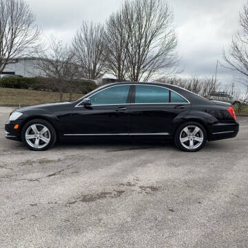 2011 Mercedes-Benz S-Class S 550 4MATIC