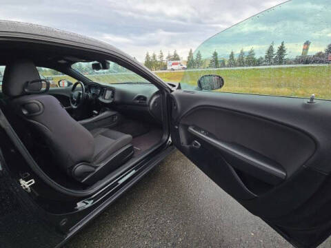 2017 Dodge Challenger SXT