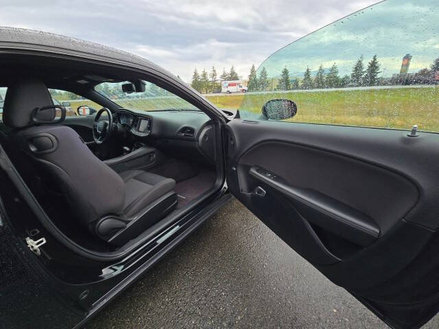 2017 Dodge Challenger SXT