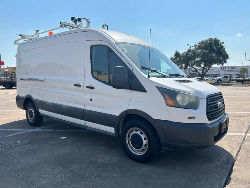 2015 Ford Transit Base photo 3