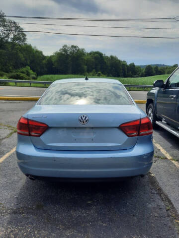 2013 Volkswagen Passat SE PZEV