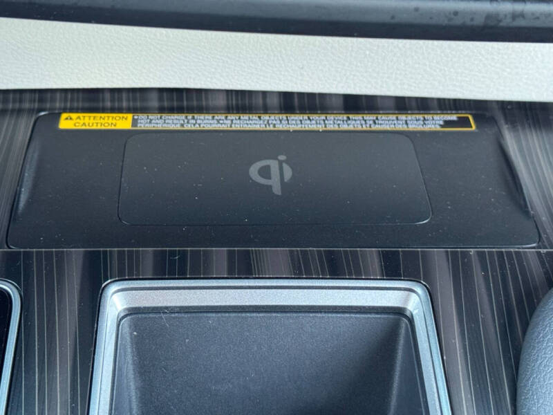 2024 Toyota Sienna Platinum 7-Passenger