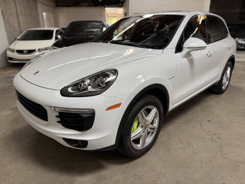 2016 Porsche Cayenne S E-Hybrid