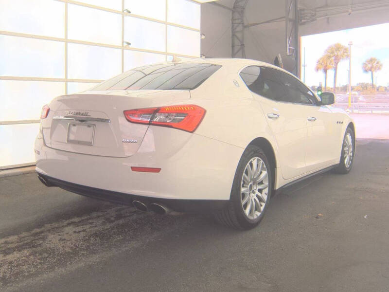 2014 Maserati Ghibli