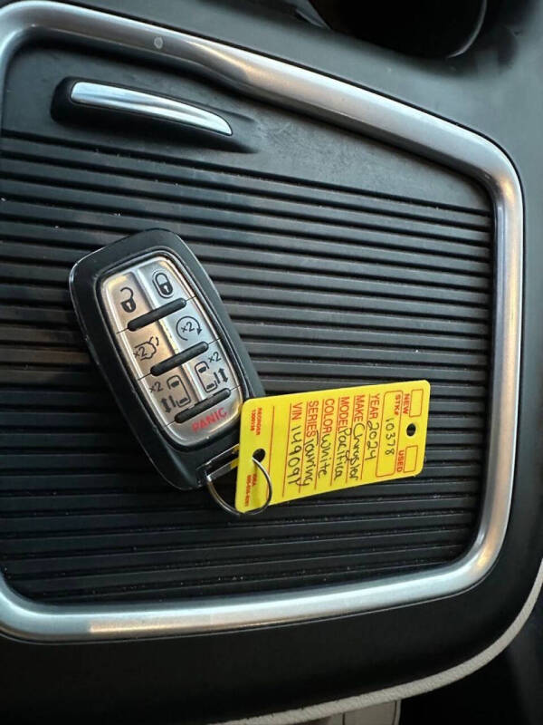 2024 Chrysler Pacifica Touring L