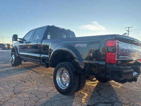 2024 Ford F-450 Super Duty Platinum