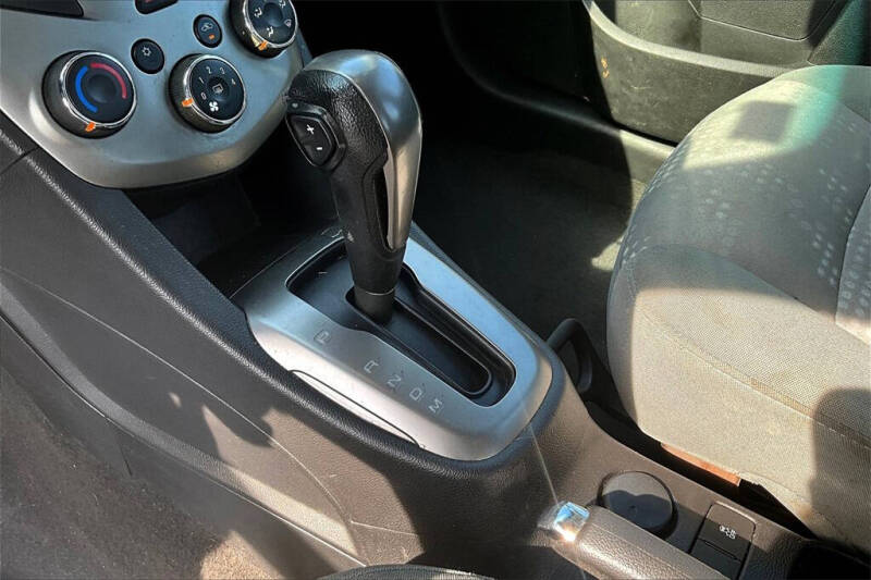 2013 Chevrolet Sonic LS Auto