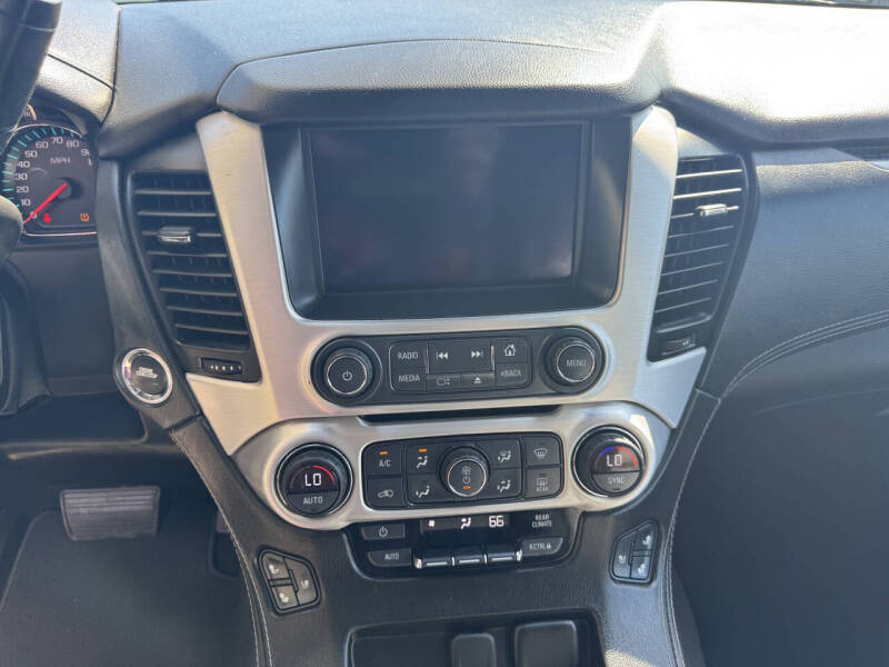 2017 GMC Yukon XL SLT