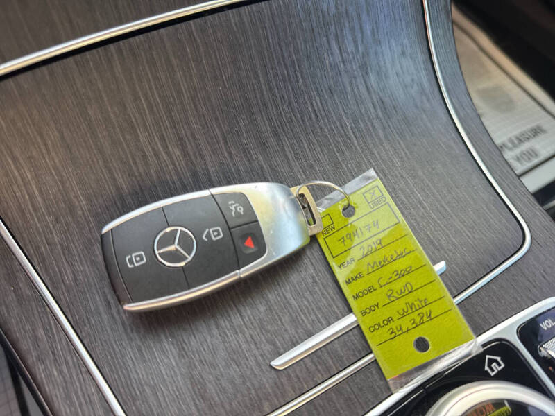 2019 Mercedes-Benz C-Class C 300