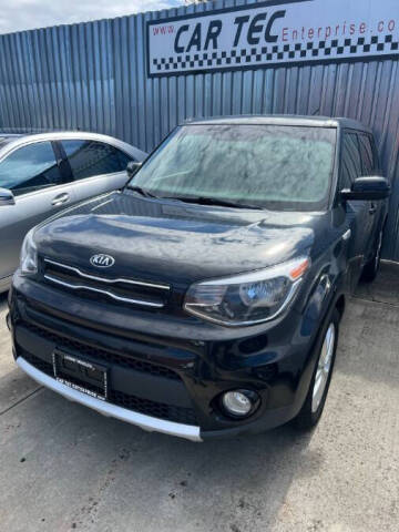 2017 Kia Soul +