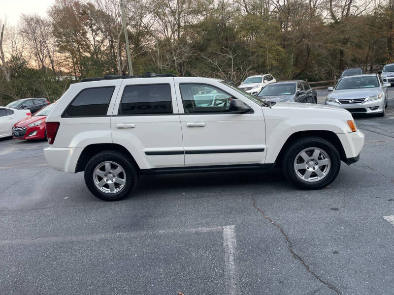 2009 Jeep Grand Cherokee Laredo photo 5